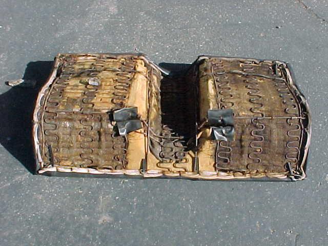 VINTAGE 60'S/70'S FORD MUSTANG FAST BACK REAR SEAT LOOK NICE, US $450.00, image 7