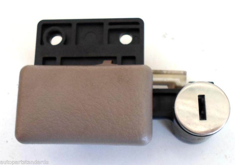 Nissan altima pathfinder hardbody glove box glovebox lock latch handle taupe tan