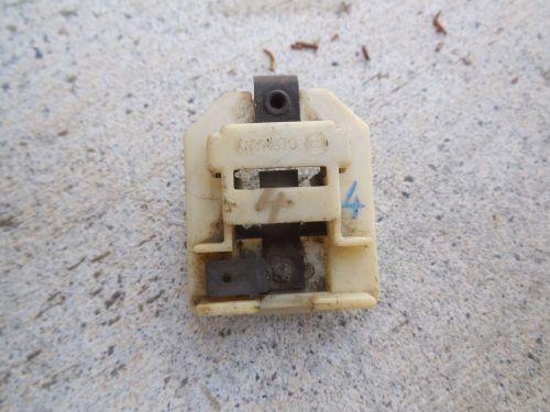Porsche 911 / 912 bulb holder ( single socket )  # 4     c#102