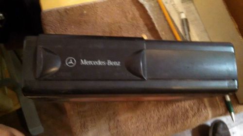 E300 mercedes cd changer a 0028204289