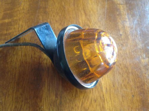 Lqqk nos amber arrow 31 glass bullet light lamp auto  truck motorcycle vintage