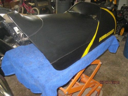 Seat saddle ski doo mxz 600 700 800 380 440 500 zx chassis