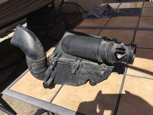 00-02 mercedes w210 e320 e430 air flow meter cleaner air filter box housing