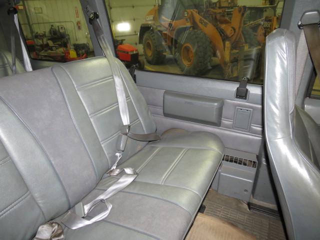 1989 gmc safari van rear seat belt & retractor only lh driver gray