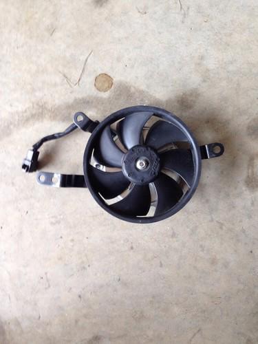 04 05 06 yamaha yzf r1 right cooling fan radiator oem free shipping