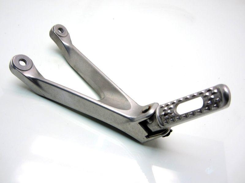 08 09 10 11 cbr 1000 rr cbr1000 cbr1000rr right passenger footpeg foot peg