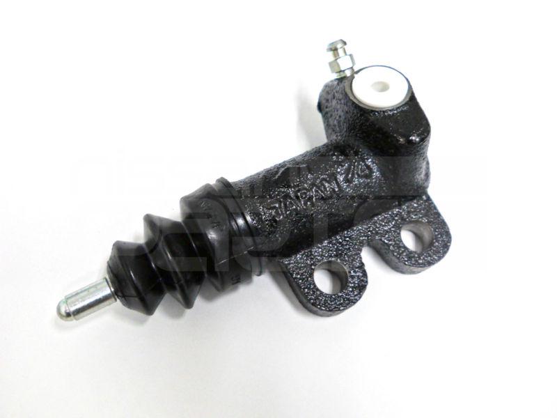 Sell NISSAN SKYLINE R33 RB25DET CLUTCH SLAVE CYLINDER OEM in