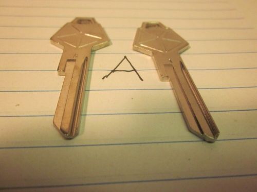 Nos mopar dodge plymouth chrysler key blank dr + ign 1970's 1980's 4246904