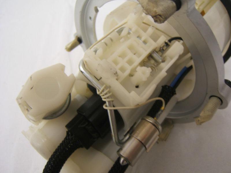 Sell TRIUMPH 2007 07 DAYTONA 675 FUEL GAS TANK PUMP MODULE W/ LOCATION