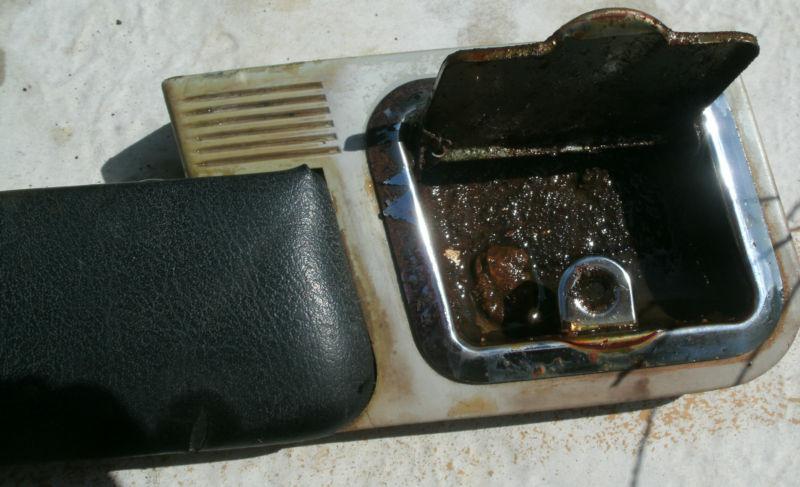 1964 64 65 66 67 Chevy Chevelle Rear Armrest Base Pad & Ashtray LH Driver OEM , US $19.99, image 4
