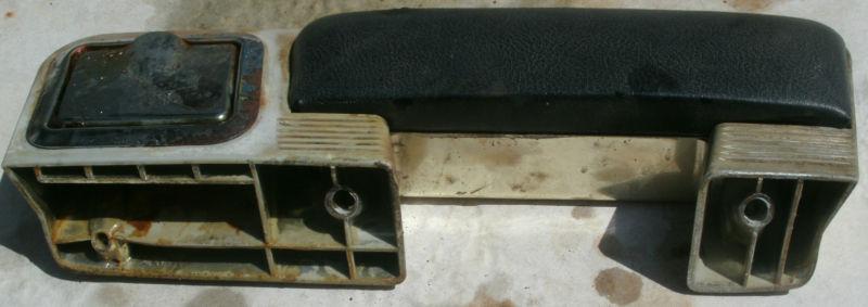 1964 64 65 66 67 Chevy Chevelle Rear Armrest Base Pad & Ashtray LH Driver OEM , US $19.99, image 5