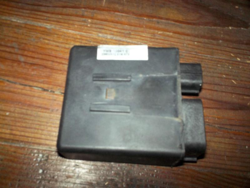 96-99 land rover discovery series i fuel pump relay module # ywb 10041c