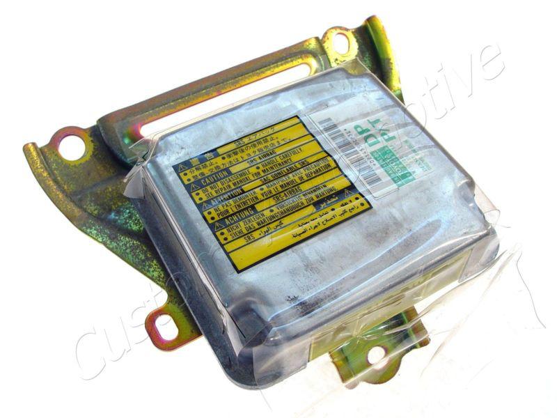 98 99 00 toyota sienna air bag computer control module 8917008010