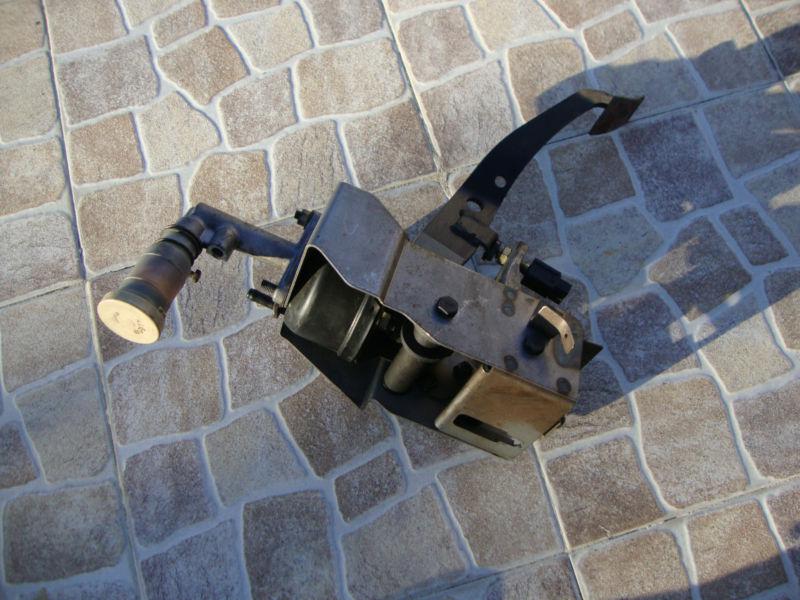 Mitsubishi 3000gt stealth clutch booster pedal assembly