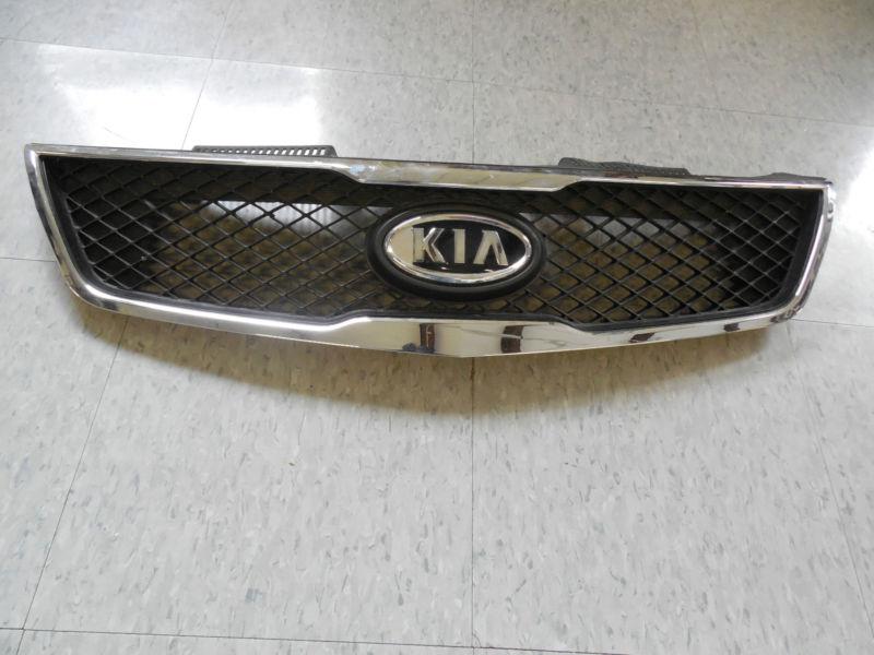 2010 2011 2012 2013 ford forte sedan grille nice with emblem!