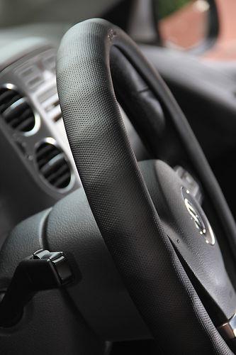 NEW CIRCLE COOL CHEVROLET 58001 LEATHER WRAP CAR STEERING WHEEL COVER WRAP BLACK, US $26.99, image 7