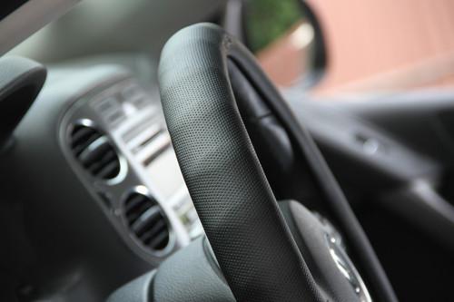 NEW CIRCLE COOL CHEVROLET 58001 LEATHER WRAP CAR STEERING WHEEL COVER WRAP BLACK, US $26.99, image 8