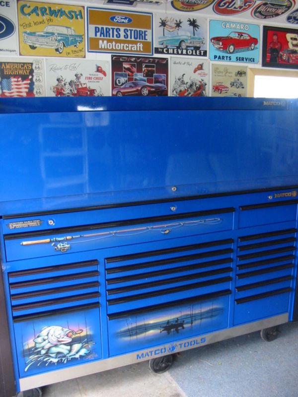 Sell Matco 6S Triple Bay Tool Box And Hutch in Rock Island, Illinois