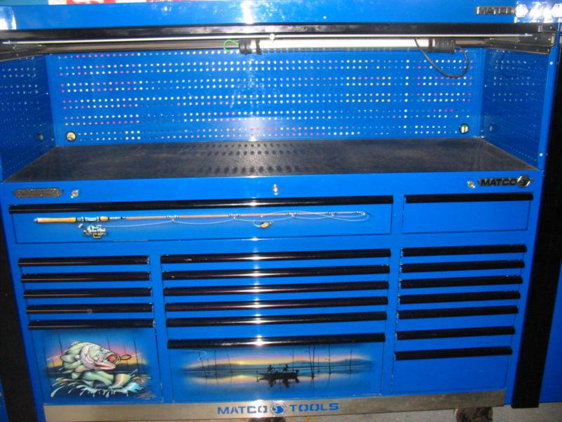 Sell Matco 6S Triple Bay Tool Box And Hutch in Rock Island, Illinois