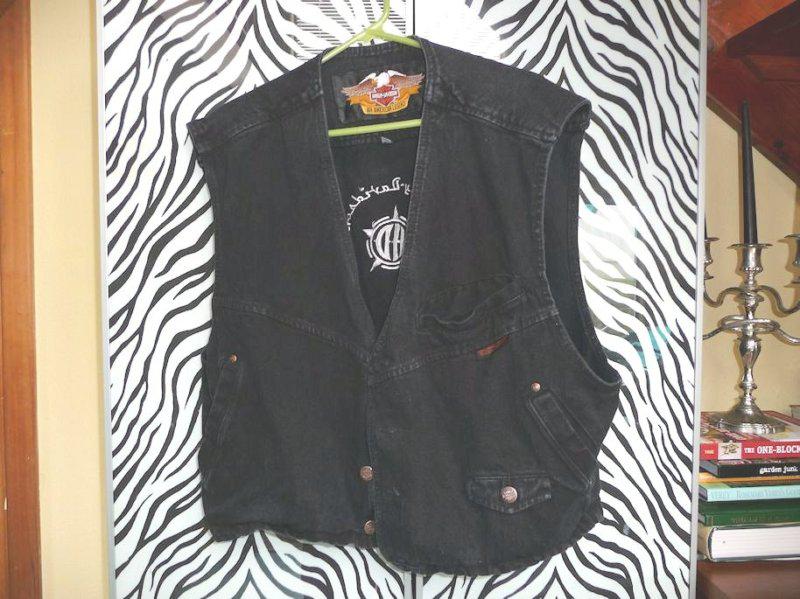 Harley davidson black vest men's large