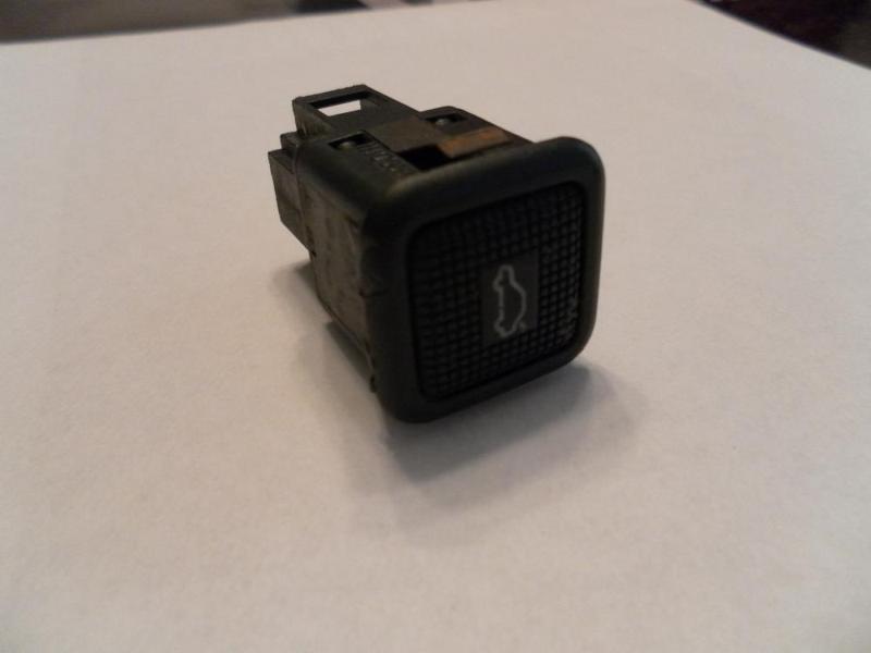 Sell VW Trunk Release Button switch for Volkswagen MK3 Jetta Golf GTI OEM 19931998 in Olympia