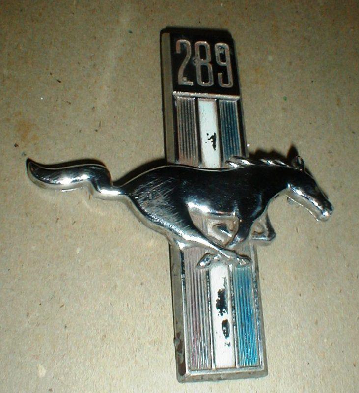 Vintage 1964-1965 ford mustang chrome car auto emblem-badge c8zb-16c229-d right