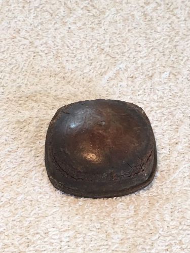 1939 chevrolet horn button - original chevy steering wheel part