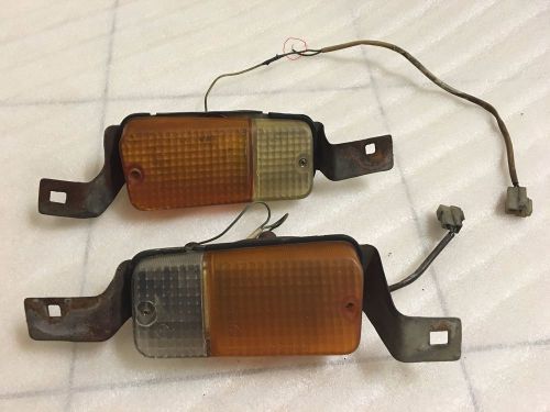 Toyota corolla ke30 ke35 ke55 ke36 te37 front bumper signal lights (used)