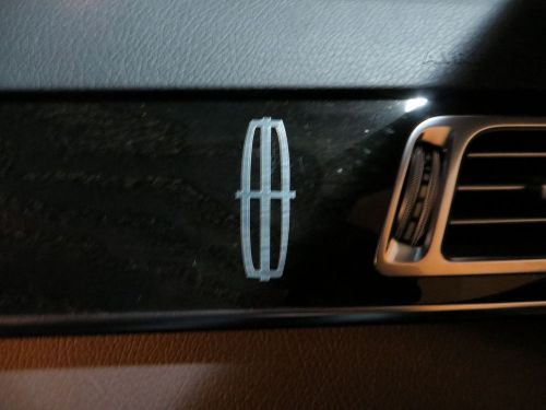 (2pcs) dashboard badge sticker decal lincoln logo