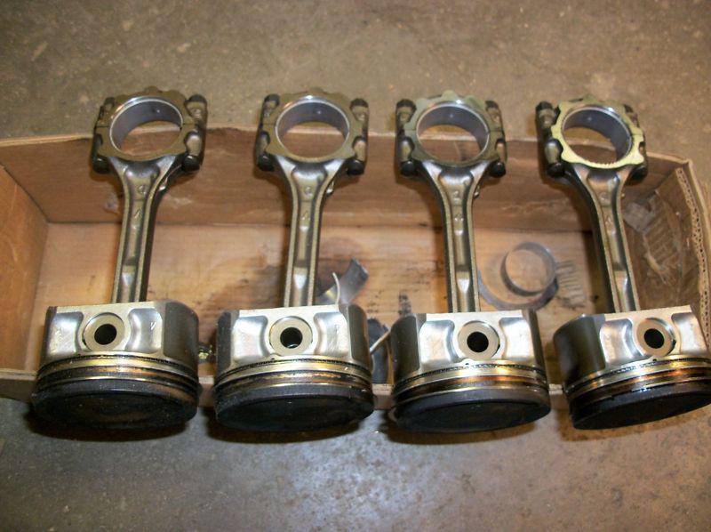 03-05 ~ mitsubishi lancer evolution - evo 8 - pistons & connecting rods - 4g63t