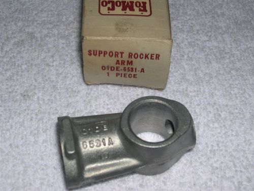 Nos 1960 64 ford falcon fairlane comet valve rocker shaft support c1de-6531-a