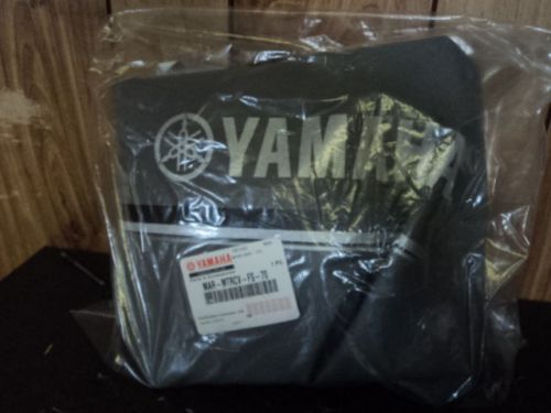 Deluxe yamaha outboard motor  cover-yamaha logo  f70