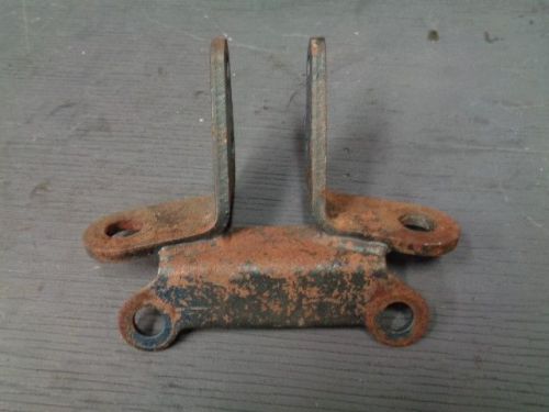 Triumph t150 trident 750 front gas tank mount   727