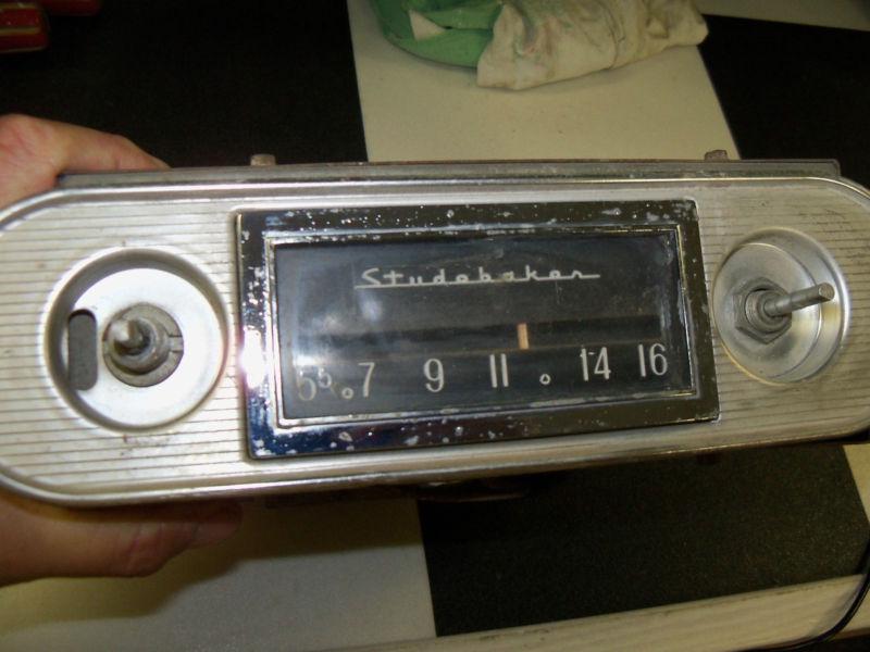 1958 syudebaker packard am radio delco with bezel