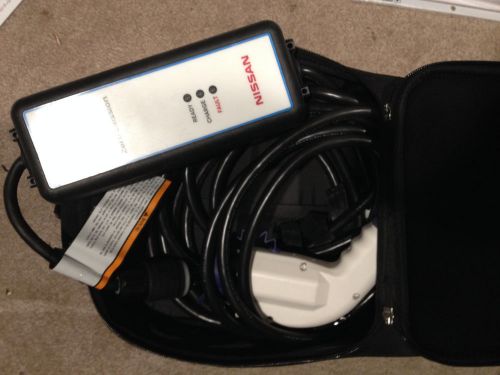 Nissan leaf charging  cable in oem case great conditiont used