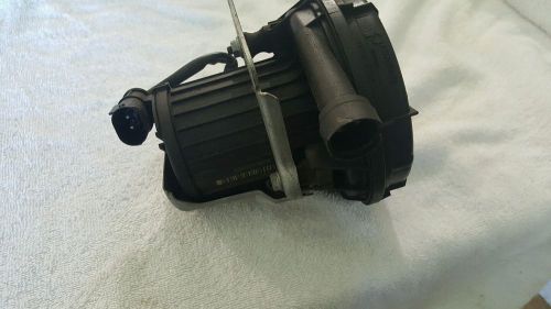 Bmw e46 secondary air injection smog pump 1715293