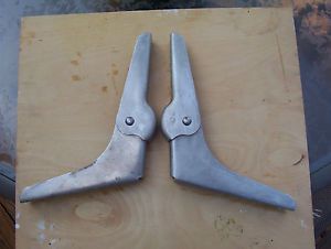 Pair of aluminum boat seat hinges 9 1/2" x 8"