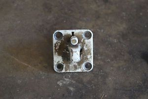 Mercedes benz w114 center hood latch release bonnet   oem  w115 w110