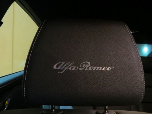 (4pcs) headrest badge sticker decal *alfa romeo*