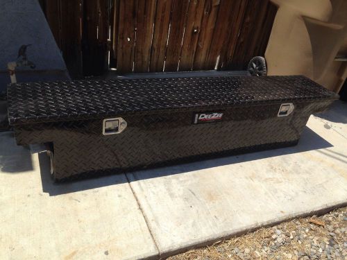 Dee zee truck bed tool box (dz6170nb)
