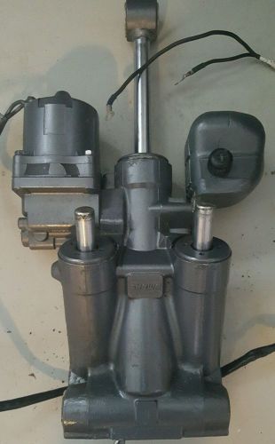 Yamaha four stroke trim tilt unit