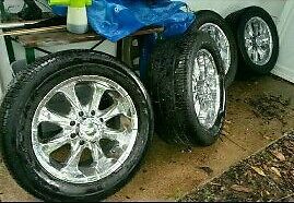 8 lug chevy gmc wheels / tires