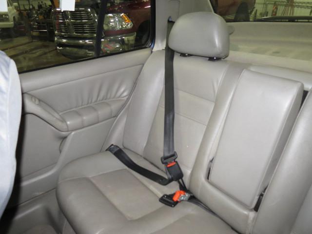 1998 volkswagen jetta rear seat belt & retractor only rh passenger black