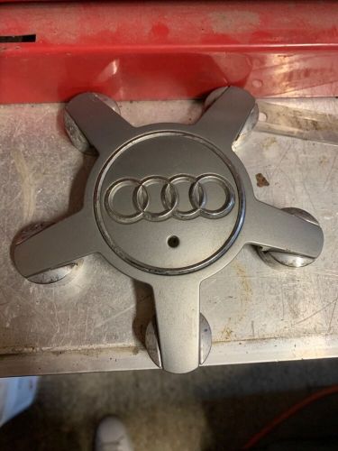 AUDI 5 STAR ALLOY WHEEL CENTRE CAPS X 3 GENUINE 4F0601165N Silver., US $, image 2