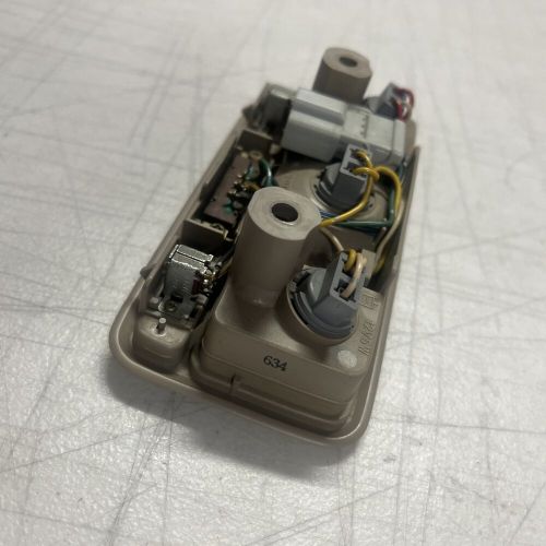 96 97 98 00 01 02 03 04 acura rl roof map reading light door light switch oem