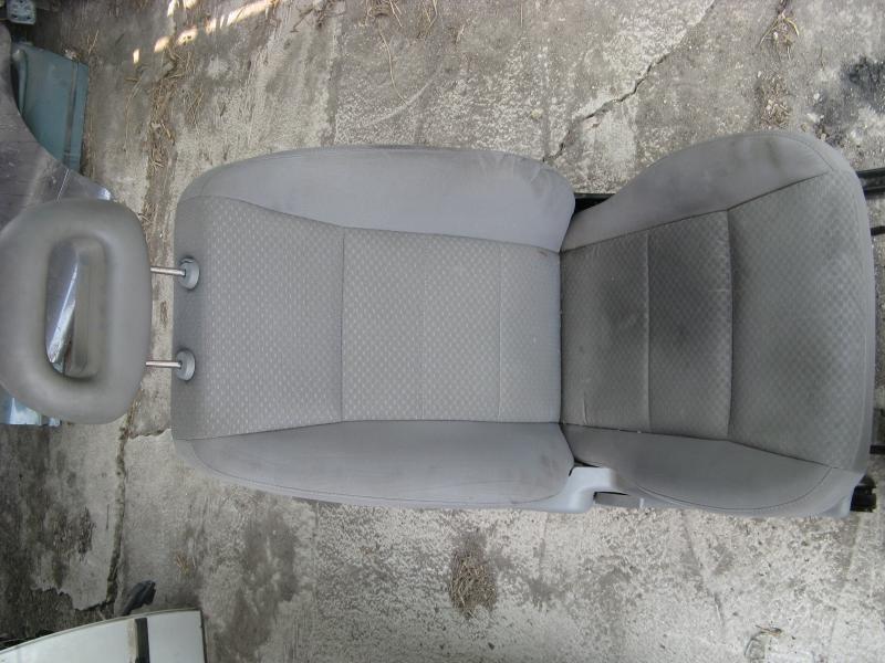 05 06 07 saturn ion r. right passenger rh front seat bucket cloth manual sedan