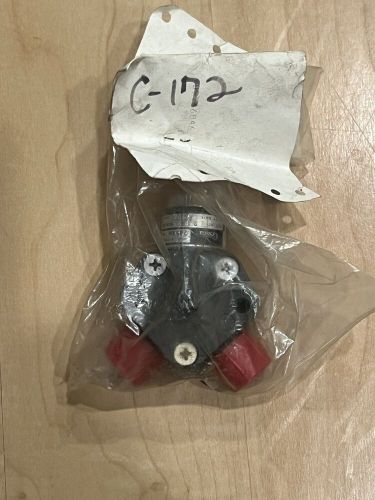 Cessna new fuel selector 9851067-4