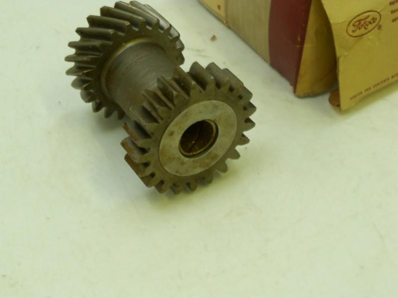 Nos 1965 ford and mercury type 3.03 reverse idler gear new in the box nice!!!