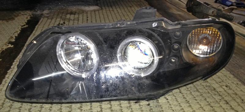 2004-2006 pontiac gto left  headlight 
