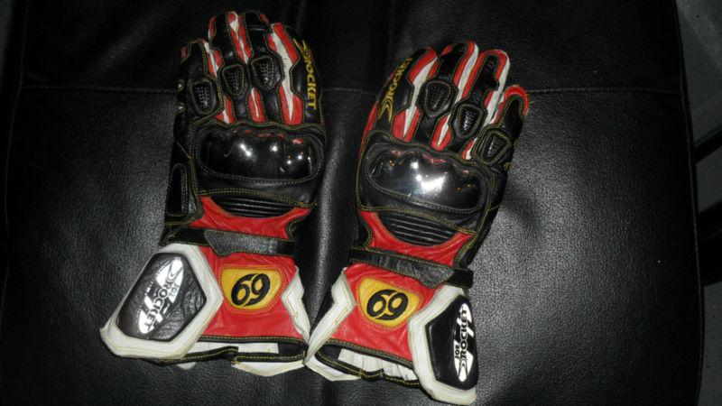 Nicky hayden 69   size medium  chrome knuckles motorcycle race gloves rare